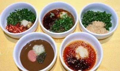 火鍋味道怎樣，湯底和蘸料各占一半的因素，這些蘸料你都吃過？