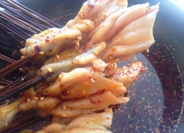 四川特色小吃，看起來很有油吃起來很香