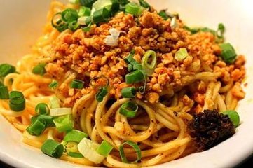 陜西面食好吃的訣竅在這，油潑辣子做的好，面食咋做都好吃！