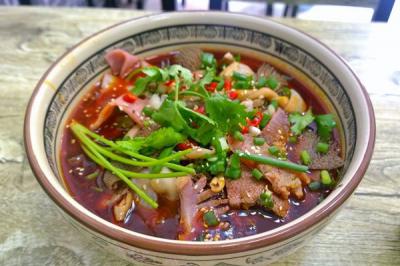 冒菜培訓哪里好？蜀味緣祖?zhèn)髅胤浇】禒I養(yǎng)又美味