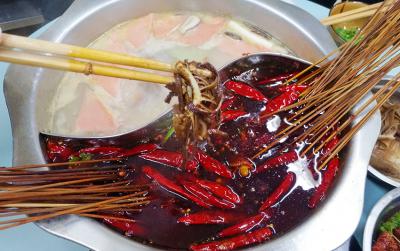 四川串串香技術(shù)培訓(xùn)哪里好？蜀味緣菜品腌粉的配方教學(xué)