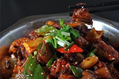 干鍋技術(shù)培訓(xùn)哪里有？蜀味緣風(fēng)味醇厚入口香辣脆綿