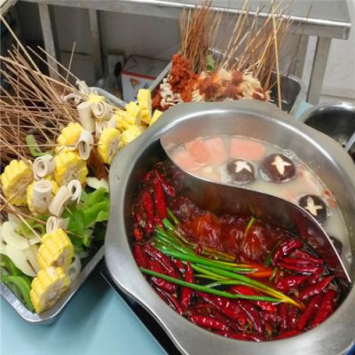 特色串串香技術(shù)培訓(xùn)中心哪里好？蜀味緣調(diào)湯技巧訓(xùn)練