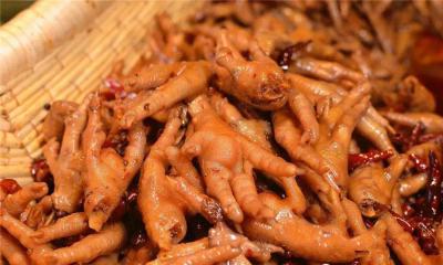 成都現(xiàn)撈鹵菜技術(shù)培訓(xùn)學(xué)校哪里好？學(xué)員親身反復(fù)鹵制菜品