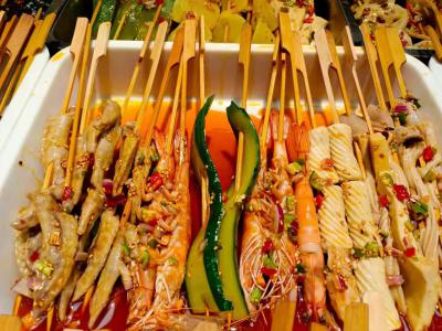 冷串串缽缽雞技術(shù)培訓(xùn)學(xué)校哪家好？餐飲小吃培訓(xùn)班
