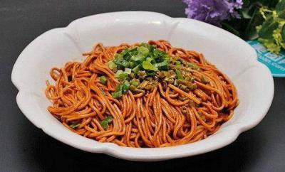 熱干面培訓(xùn)哪里好？熱干面技術(shù)學(xué)會(huì)為止