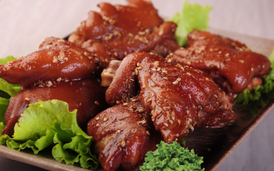 在哪里可以培訓(xùn)烤豬腳技術(shù)？烤豬蹄技術(shù)實(shí)踐