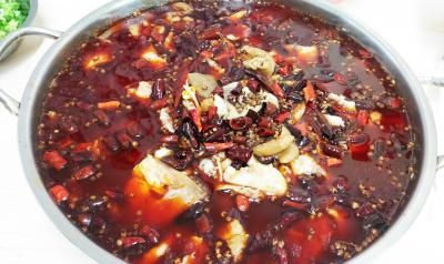 成都餐飲培訓(xùn)，成都哪里學(xué)習(xí)正宗魚火鍋技術(shù)？