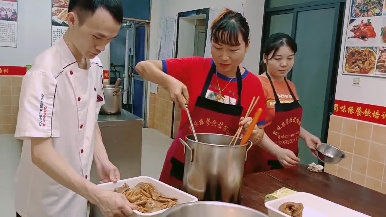 培訓(xùn)面食中心技術(shù)有哪些？蜀味緣早餐技術(shù)培訓(xùn)中心