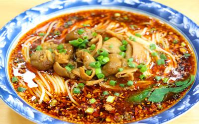 如何選擇面食技術(shù)培訓(xùn)班？師資力量和課程設(shè)置是關(guān)鍵